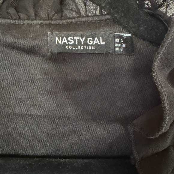 NWOT Nasty Gal Blk Velvet Gold Embroidered Open Front Boho Jacket. Size 4 - Picture 2 of 5